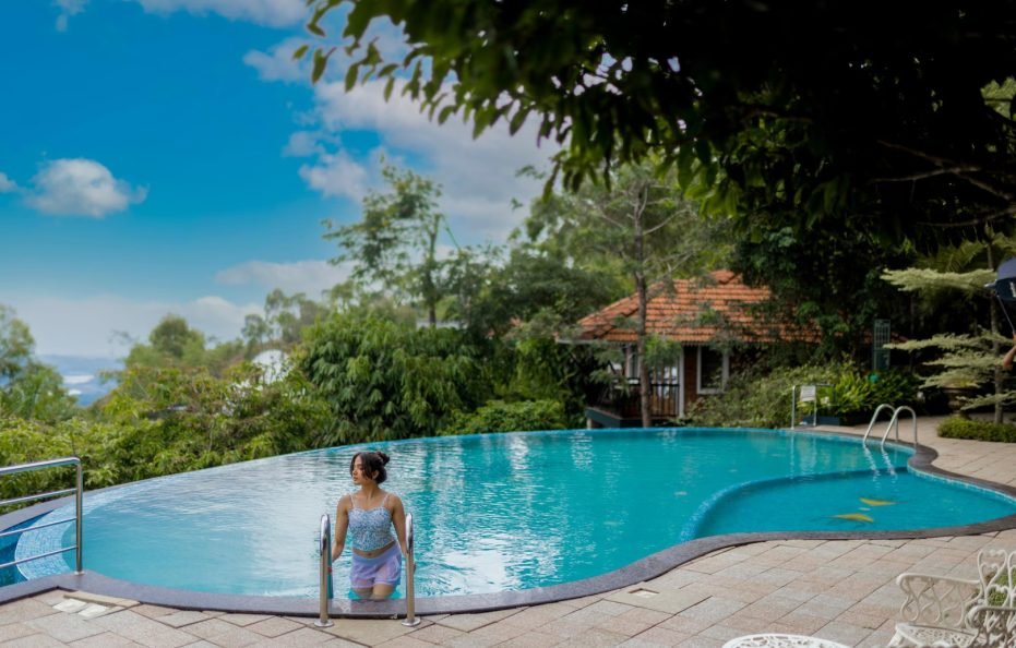 Pool View Comfort