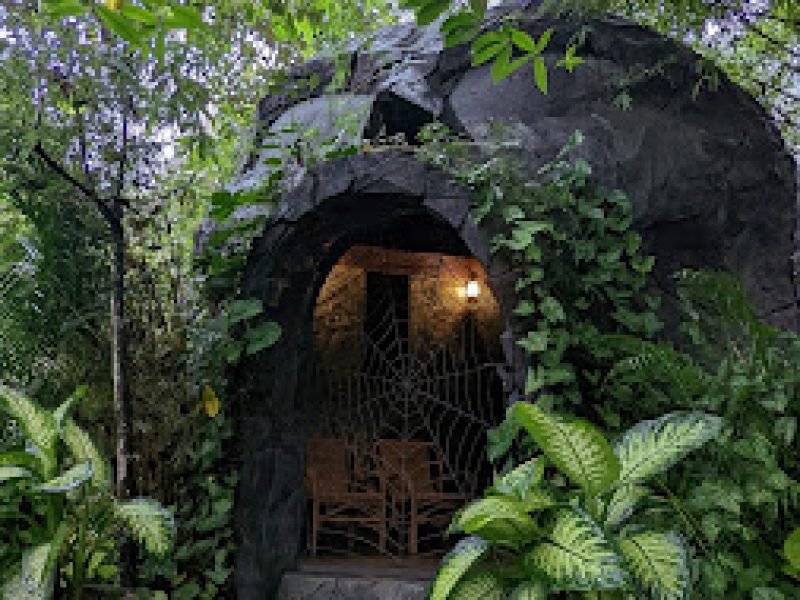 Phantom Cave Room
